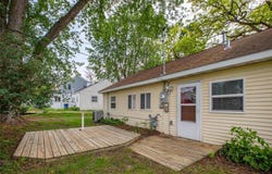 813 Carlton Avenue, Faribault, MN 55021
