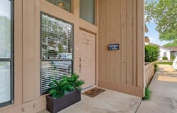 613 Hi Circle North #E, Horseshoe Bay, TX 78657