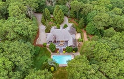 48 Douglas Court, Hampton Bays, NY 11946