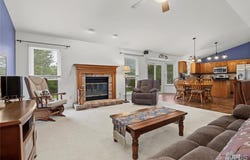 999 Winter Park Drive, Fenton, MO 63026