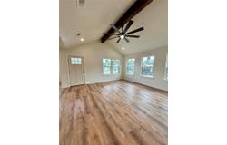 1127 Greenhill DR, Canyon Lake, TX 78133