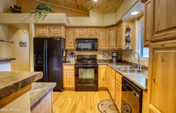 340 N RETREAT Drive, Show Low, AZ 85901