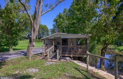 283 SKYVIEW Lane, LITITZ, PA 17543