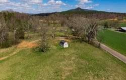 1321 Sand Mountain Road, Ocoee, TN 37361