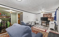 232 6th Ave, Mabton, WA 98935