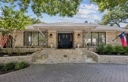 1605 Canyon Oaks Drive, Irving, TX 75061