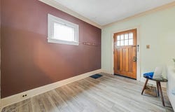 1494 Roycroft Avenue, Lakewood, OH 44107