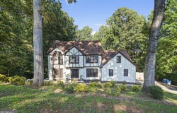 4640 CALLEIGH Way, Snellville, GA 30039