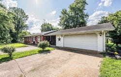 313 Buffalo Drive, Drakesboro, KY 42337