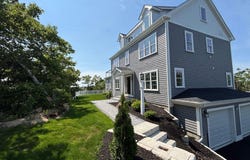 29 Sheppard Road, Sagamore Beach, MA 02562