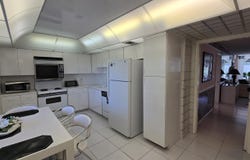 625 Oaks Drive, Pompano Beach, FL 33069