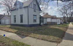 232 N Nesmith Ave, Sioux Falls, SD 57103