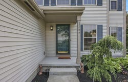 1386 Cottonwood Drive, Lewis Center, OH 43035