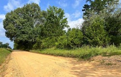 827  Bunn Ln, Broken Bow, OK 74728