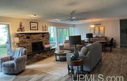 19090 Lakeshore, Ontonagon, MI 49953