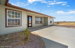 8590 E Pony Express Trail, Prescott Valley, AZ 86315