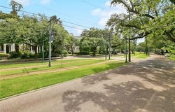 4900 SAINT CHARLES Avenue, New Orleans, LA 70115