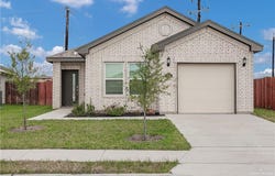 2604 N Day Lily Avenue, Edinburg, TX 78541