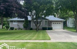 739 Main Avenue N, Britt, IA 50423