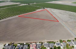 San Joaquin, CA 93660