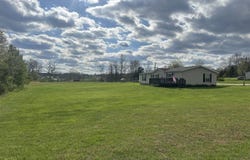 525 Sun Valley Road, Brandenburg, KY 40108