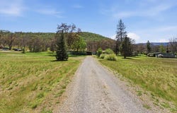 540 Rolling Hills Dr, Yreka, CA 96097