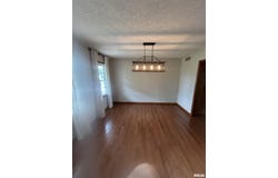 806 Bitterroot Court, Athens, IL 62613