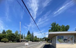 18400 SE DIVISION St, Gresham, OR 97030
