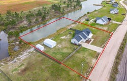 404 Zoarbella Drive, Baxley, GA 31513