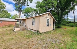 801 E Harrison Street, Tahlequah, OK 74464