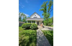 809 Park Avenue, Morris, MN 56267