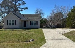322 Tangle Oaks Ct SE, Leland, NC 28451
