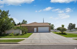 934 N 1385 W, Clinton, UT 84015