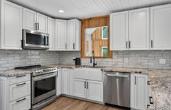 15 Prairie Lake Court, Wentzville, MO 63385