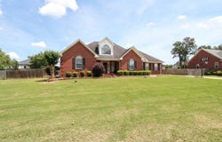 128 Pam Ave, Guntown, MS 38849