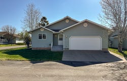 3204 Arbor Way, Great Falls, MT 59405