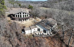 2385 Brown Road, Van Buren, MO 63965