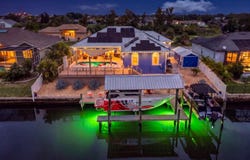 704 EAGLE Lane, APOLLO BEACH, FL 33572