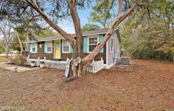 418 Stuart Avenue, Southport, NC 28461