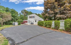 50 Hartford Ave E, Mendon, MA 01756