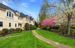8 Porter Lane, Lexington, MA 02420
