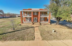 900 W Walker, Breckenridge, TX 76424
