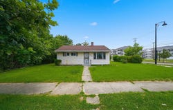 3109 Central Drive, Fort Wayne, IN 46806-3826