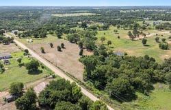 11301 180th Street, Lindsay, OK 73052