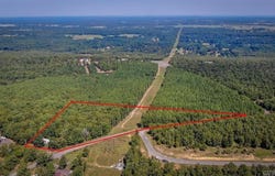 Allen Drive, Vilonia, AR 72173