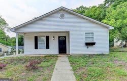 801 Davis Street, Monroe, GA 30655