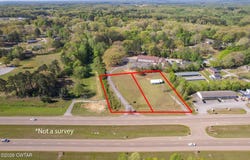 823 US-45, Henderson, TN 38340
