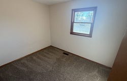 3 Mitchell Drive, Wayne City, IL 62895