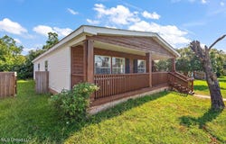 512 Ridgecrest Drive, Pearl, MS 39208