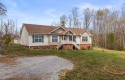 3311 Indian Oak Road, Crewe, VA 23930